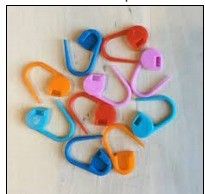 Small Sizes Crochet Hooks Set for Making Sweater Gift Package and Colorful Lace Yarn