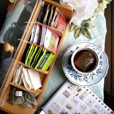 Custom Service 14 X 5 X 3 Inch 5 Sections Bamboo Wood Acrylic Tea Box in Plain Color