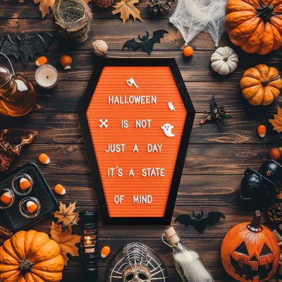 Customized Logo Acceptable Wooden Stand Coffin Letter Board for Halloween Supplies