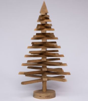 High Quantity Natural White Oak Wood Christmas Tree Sustainable and Space Saving Function