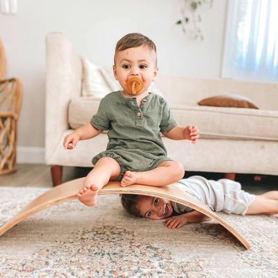 Customized Logo Wood Wobble Board Set of 2 for Adults in Gym and Surf Montessori Game