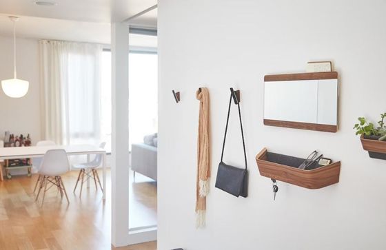 Modern Decorative Acacia Wood Mail Organizer Hanger Storage Shelf Rack Wooden Key Holder