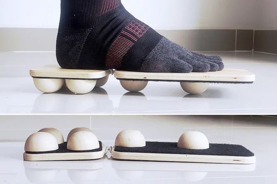Wooden Foot Exerciser Balance Board for Preventing Fallen Arches Classic Design Style