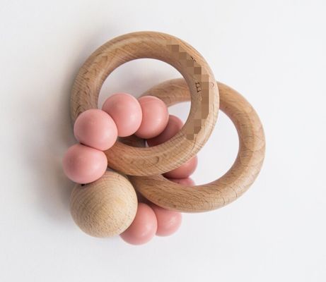 Custom Europe Regional Feature Wooden Chain with Wooden Balls Ideal Kid Toy