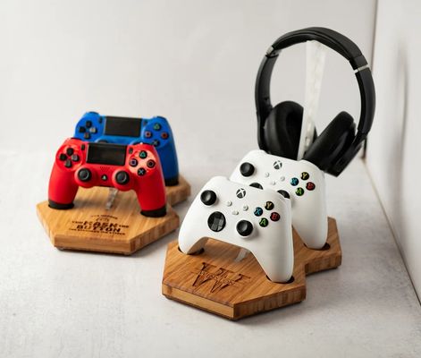 Adjustable Gamer Stand The Ideal Combination of Bamboo and Acrylic for Optimal Gaming