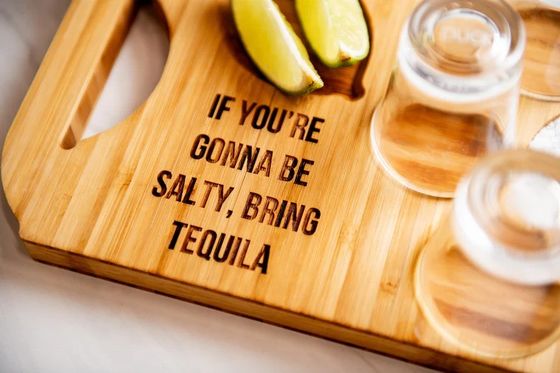 Modern Stylish Bamboo Board Flight Beer Tray with Engraved Wood Shot Glass Holders