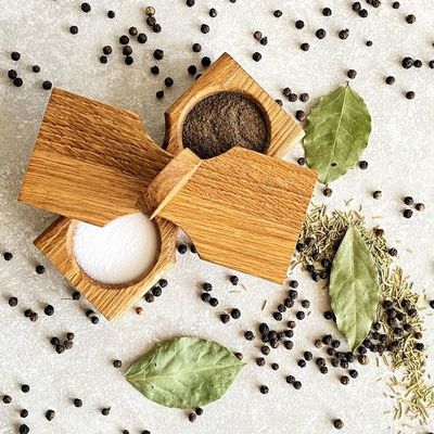 Custom Spice Jar with Shape High Capacity Wood Spice Holder Seasoning Packing Box