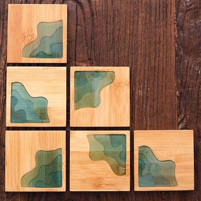 10Cm Live Edge Bamboo Square Resin Wooden Epoxy Wood Coaster Resin River Blue Emerald