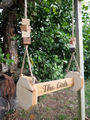 Chicken Toys Wall Mounted Cat Perch Suitable for Cats and Animals