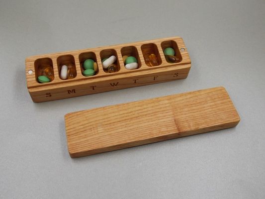 Mini Wooden Box Portable Medicine Container 7 Day Pill Case Organizer Nature Ornament
