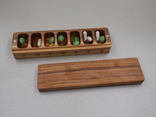 Mini Wooden Box Portable Medicine Container 7 Day Pill Case Organizer Nature Ornament