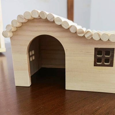 Gift Craft Animal Bed Industrial Wooden Hedgehog House for Climbing Cute Natural Wood