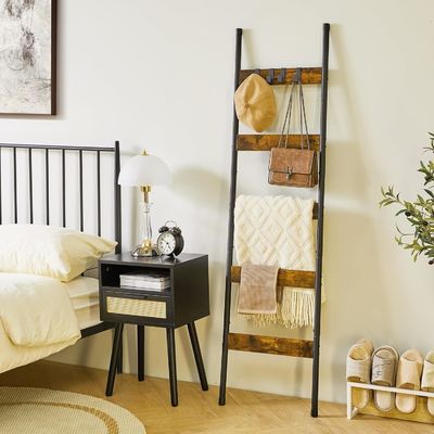 202405 Bathroom Blanket Ladders Wall Leaning Metal Holder Rack with Hooks and Printing burned
