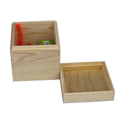 Customized Small Square Gift Wooden Box Made of Solid Wood for Environmental Benefits