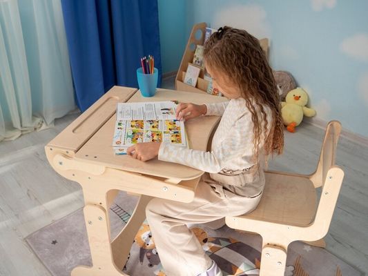 Montessori Kids Study Furniture Set Custom Size Wooden Desk and Chair with Chalk Tabletop