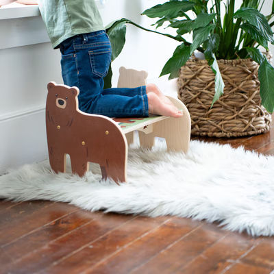 Free Sample Modern Design Easter Gift Children Bear Step Stool for Kids