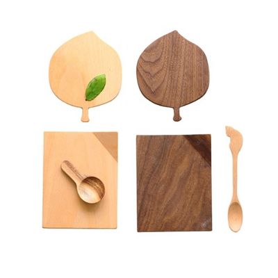 Eco-Friendly Leaf-Shaped Beech Walnut Wood Coasters for Hot Drinks Sample Charge Free