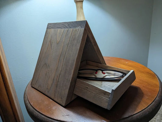 Square Mini Wooden Box Book Holder for Bed Room Wooden Triangle Book Rest Night Stand