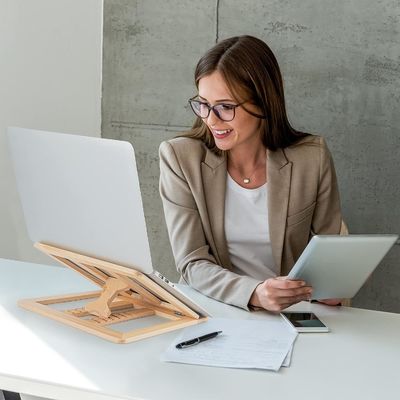 Customized Logo Foldable Wooden Laptop Riser Adjustable Computer Stand