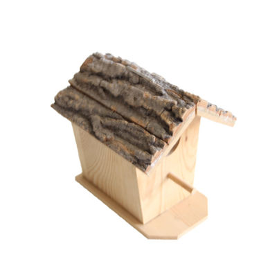 Outdoor Garden Decor Wooden Bird House with Birds in Mind and Breathable Materials