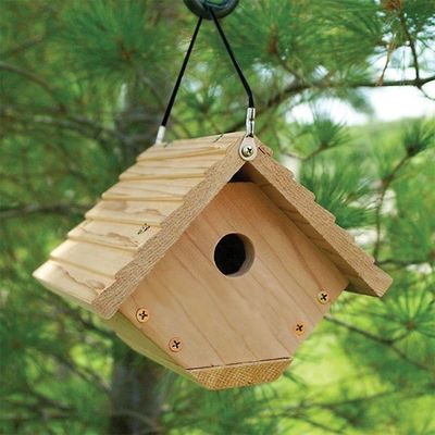 HOUSES Fully Assembled Wooden Bird House Kit for Traditional Wren House Wood Cage Type