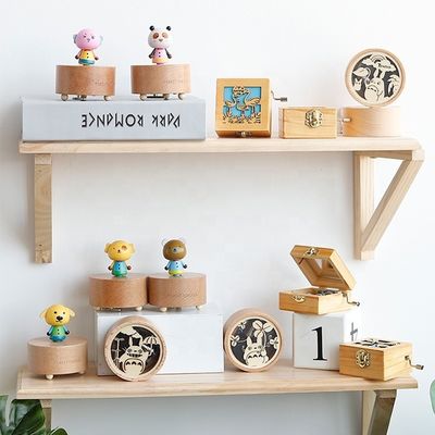 Custom Logo Acceptable DESIGN Wooden Music Box for Christmas Hand Cranked Mini Box