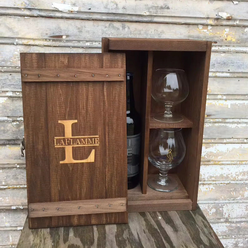 Customized Logo Wooden Gift Box for Personalized Wine or Whiskey Bottle and Glassware