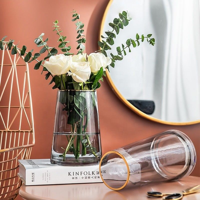 Modern Handmade Transparent Crystal Glass Flower Vase for Home and Hotel Decoration