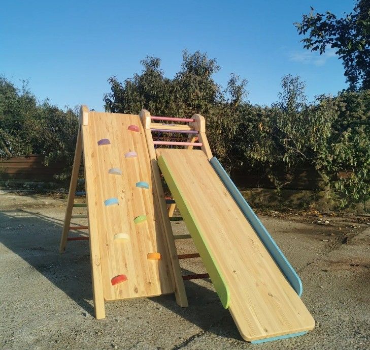 202404 Wooden Children's Slide Play Equipment for Climbing and Sliding at Amusement Park